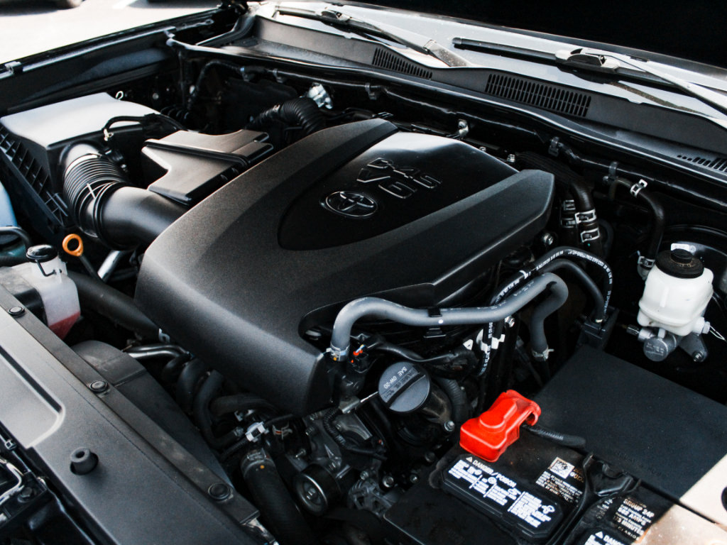 Used 2022 Toyota Tacoma Limited AWD/4WD image 30