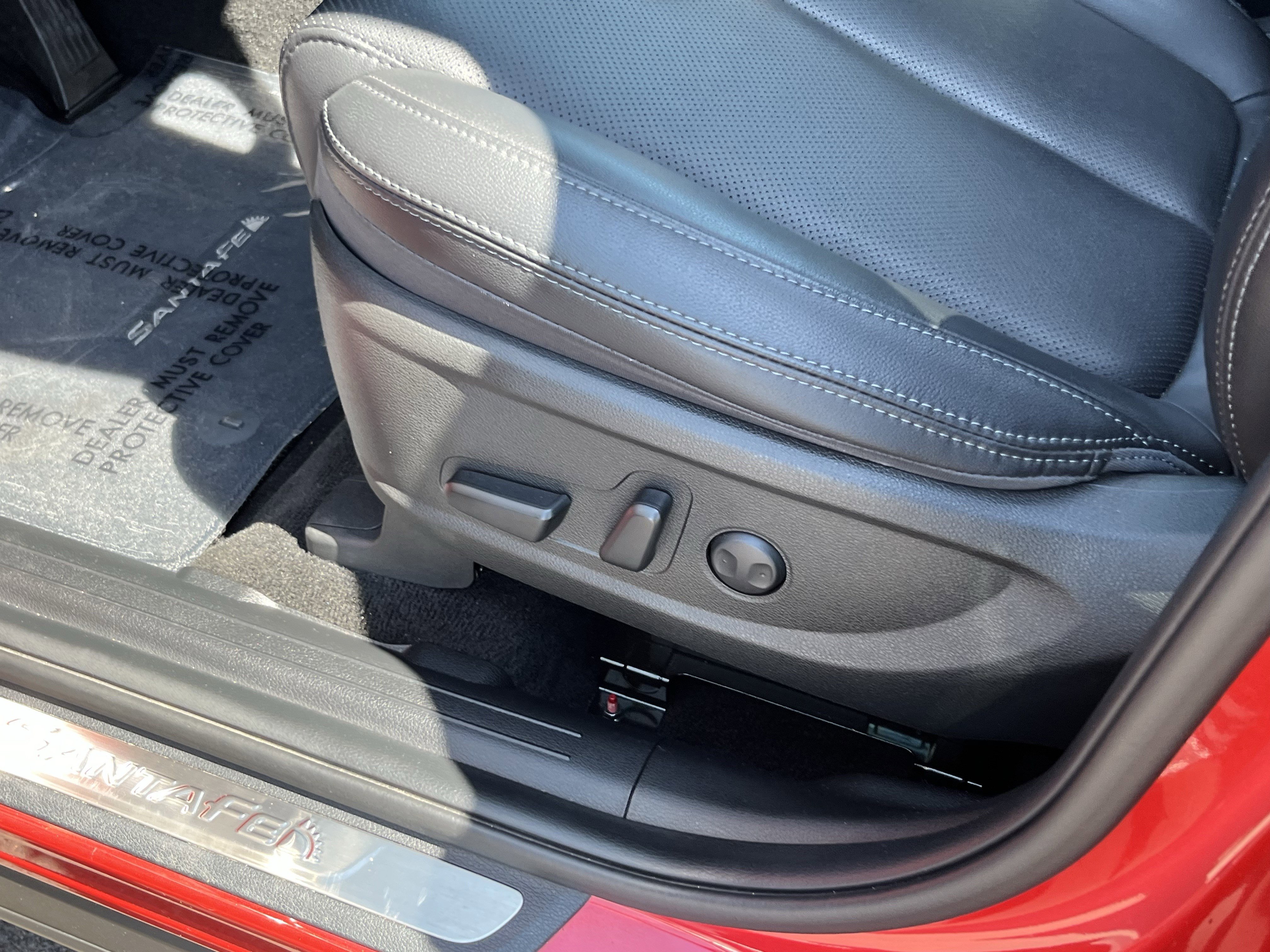 Certified 2023 Hyundai Santa Fe SEL Premium AWD/4WD image 18