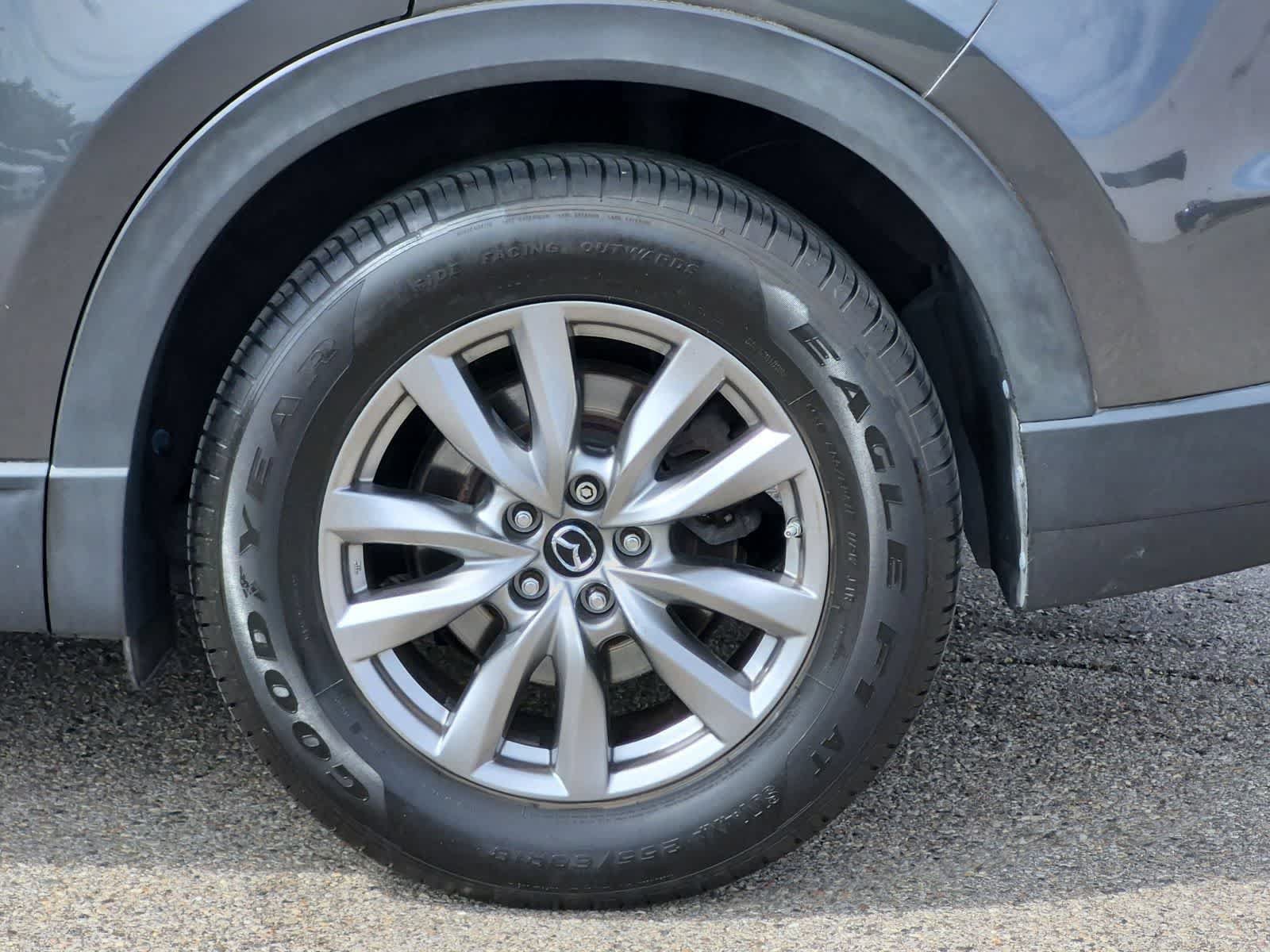 Used 2019 MAZDA CX-9 Touring FWD image 14
