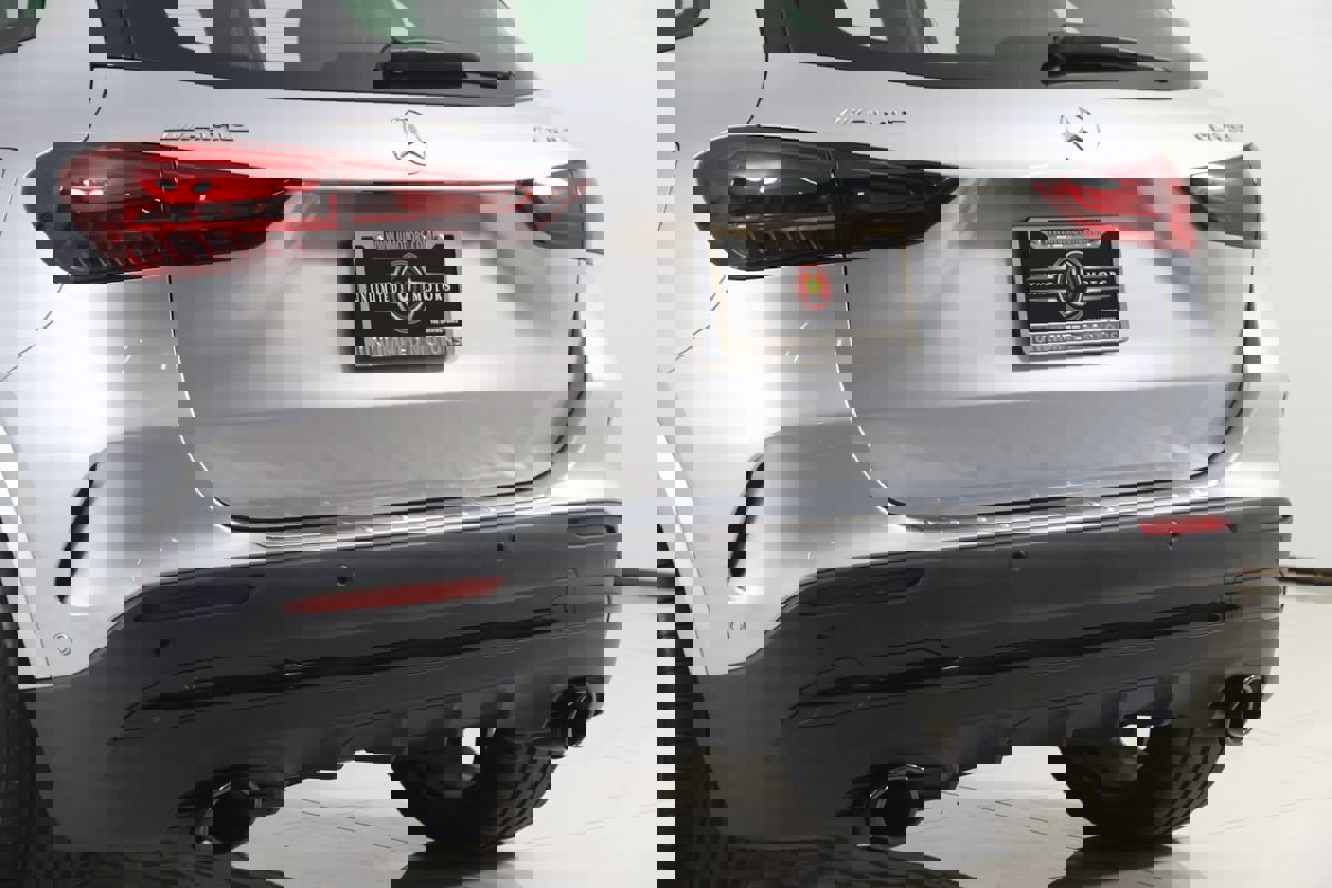 Used 2024 Mercedes-Benz GLA 35 AMG 4MATIC image 25