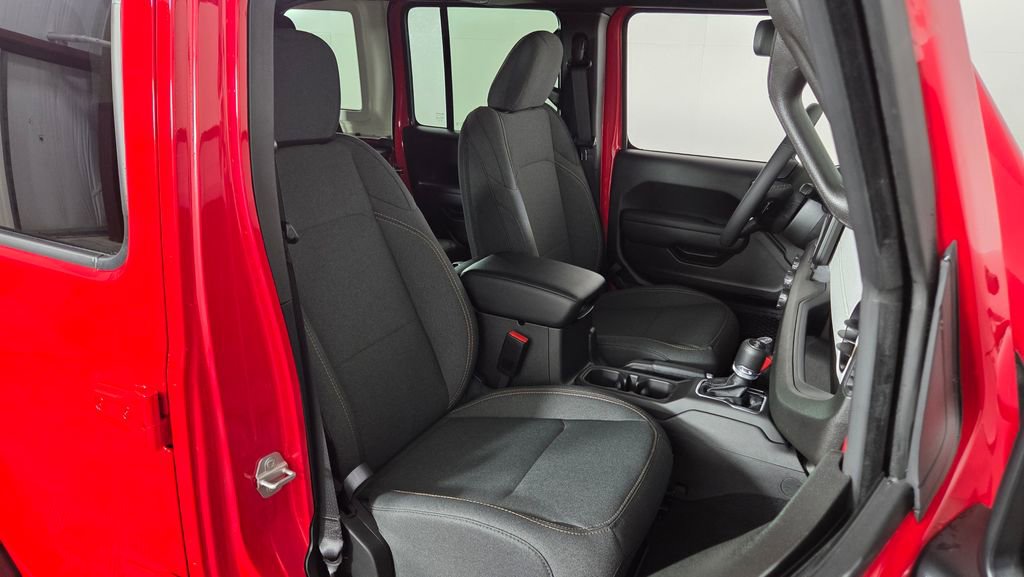 New 2026 Jeep Wrangler Willys AWD/4WD image 34