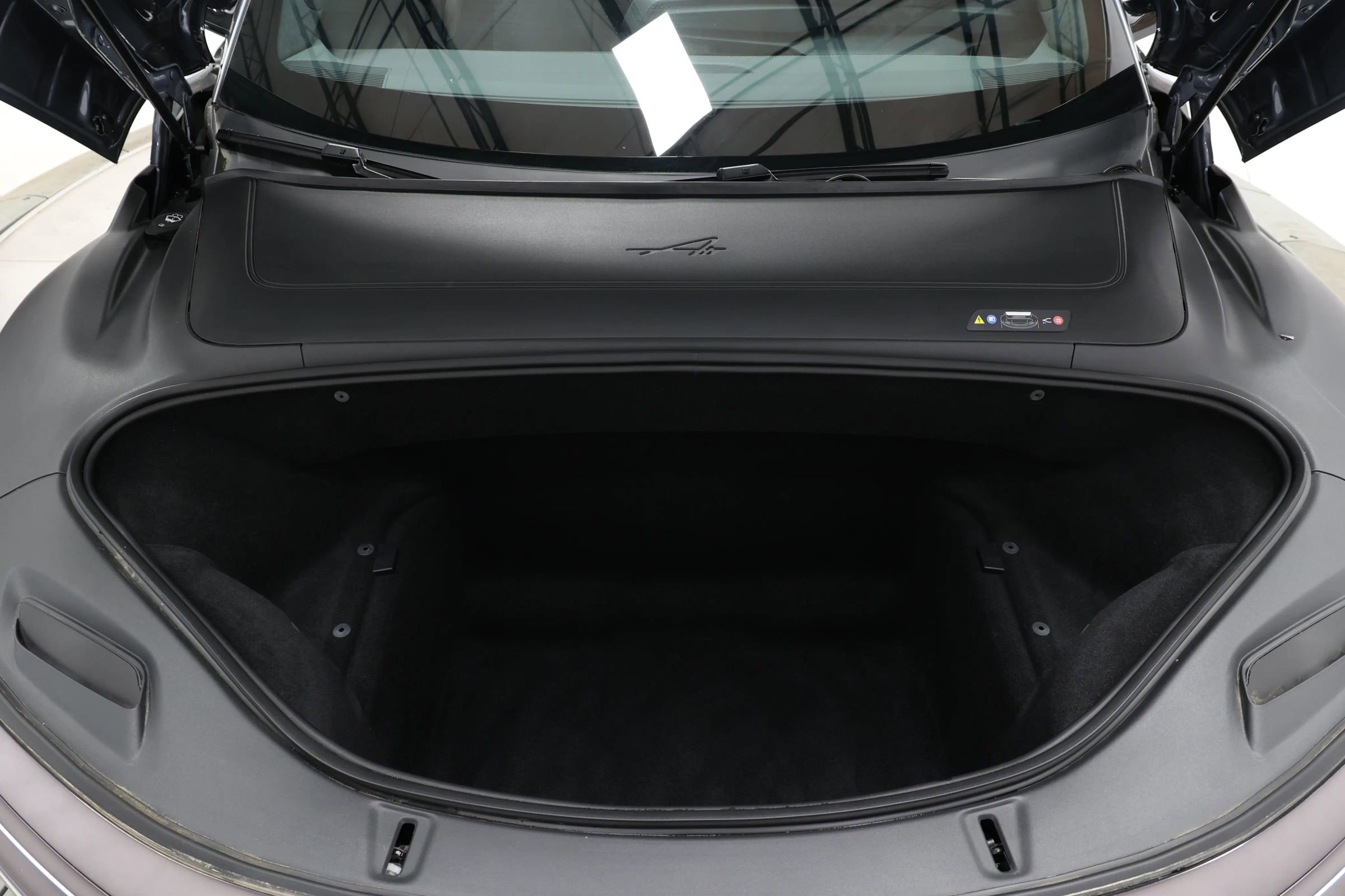 Used 2024 Lucid Air Pure image 97