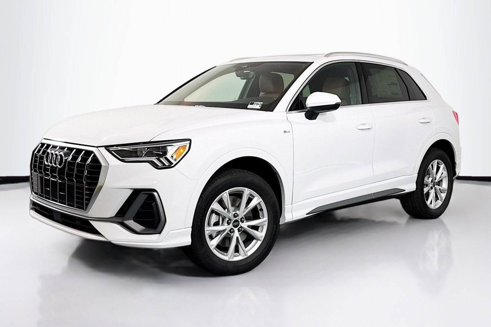 New 2025 Audi Q3 2.0T Premium Plus