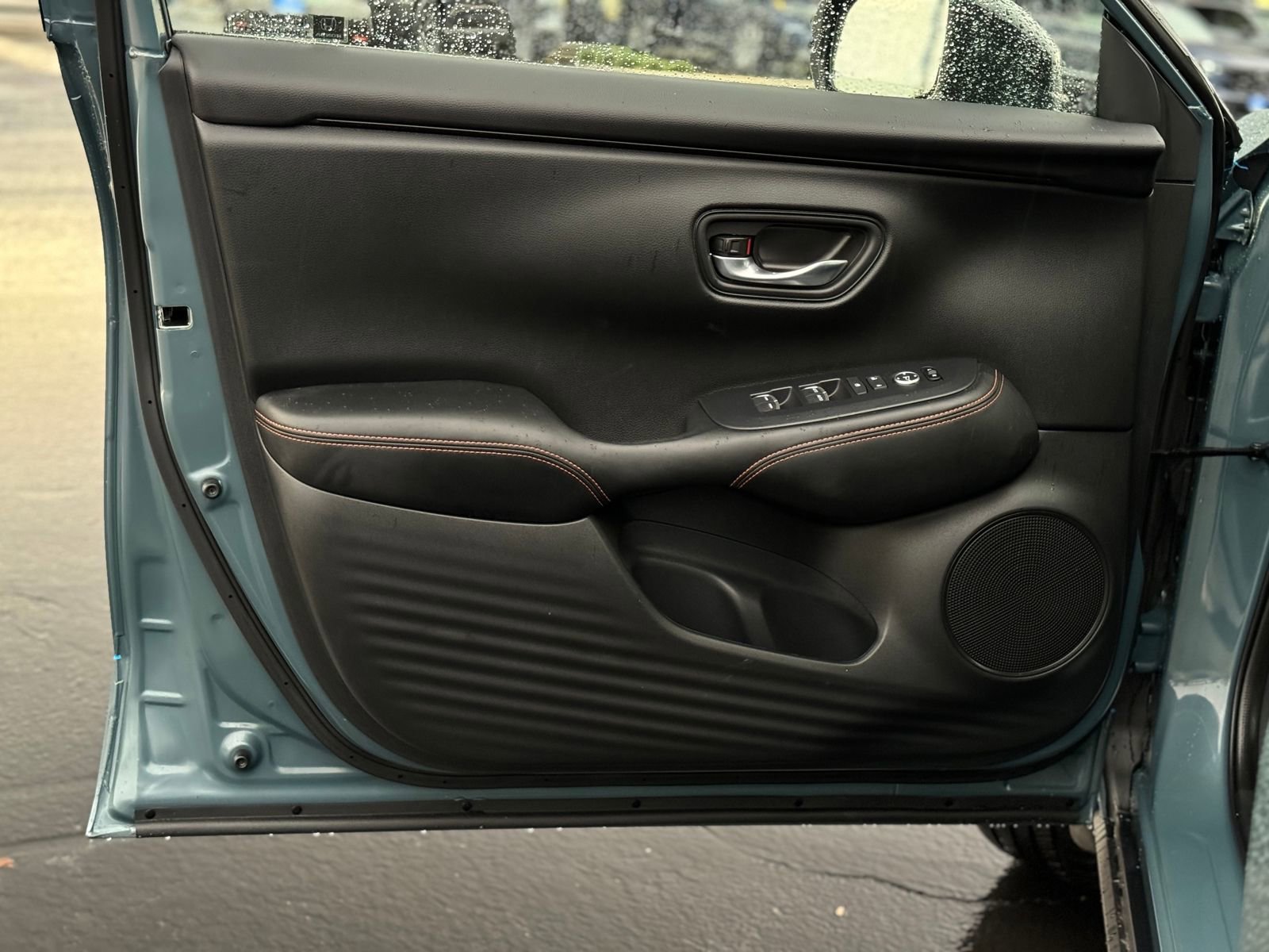 Certified 2025 Honda HR-V Sport image 13