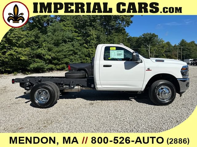 New 2026 RAM 3500 Tradesman w/ Chrome Appearance Group A AWD/4WD image 13