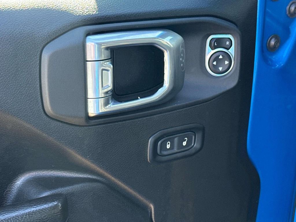 Used 2022 Jeep Gladiator Sport image 21