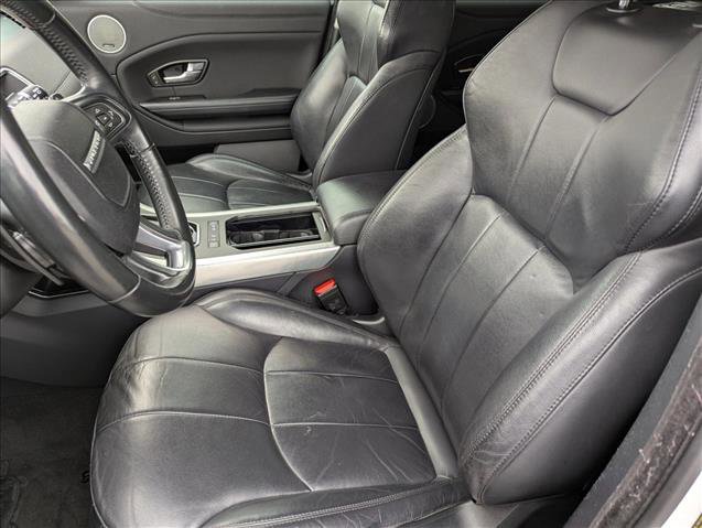Used 2017 Land Rover Range Rover Evoque SE image 23