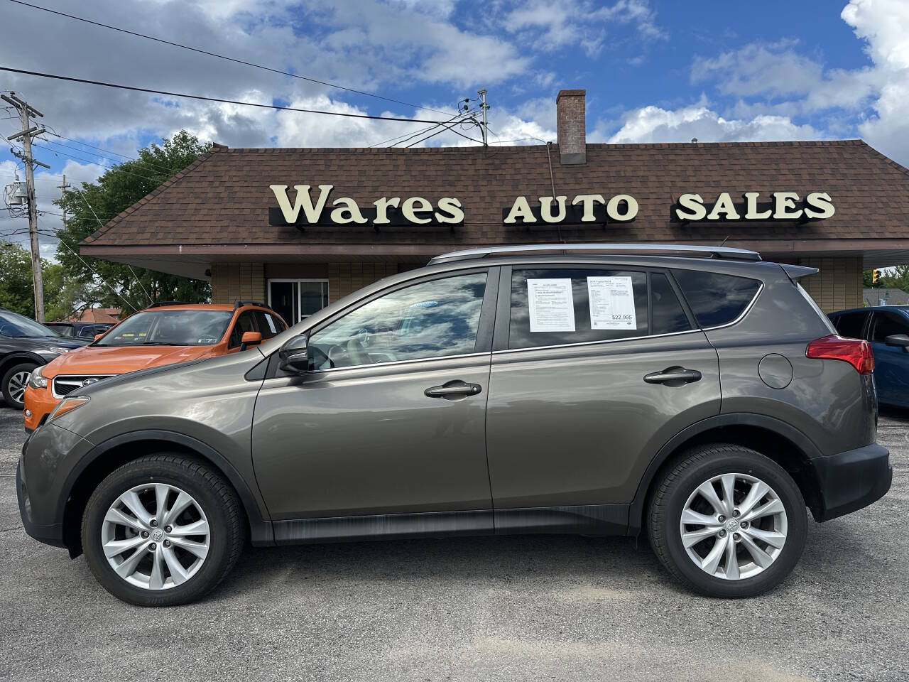 Used 2014 Toyota RAV4 Limited AWD/4WD image 1