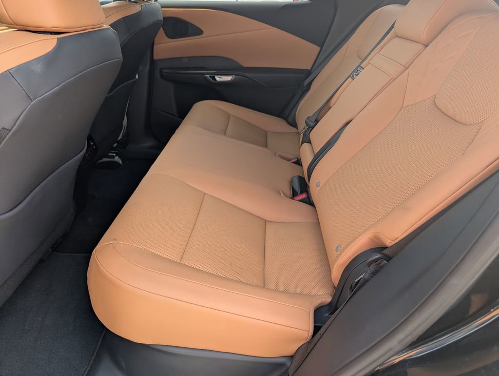 Used 2025 Lexus RX 350 Premium w/ Accessory Package (Z1) FWD image 13