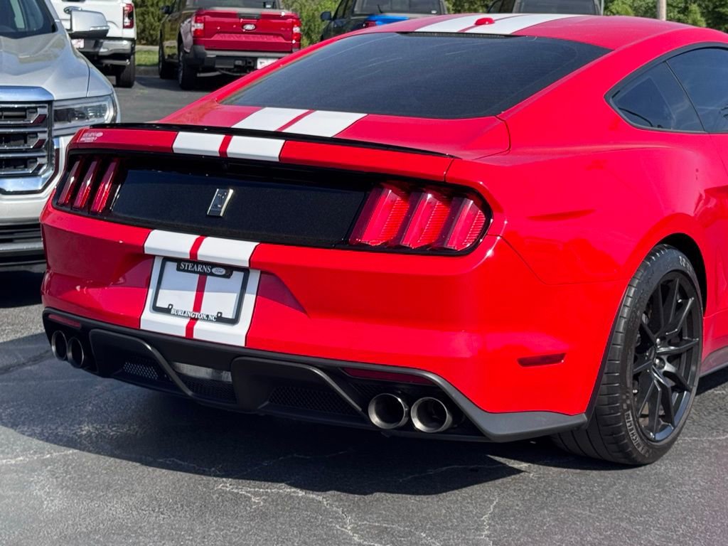 Used 2016 Ford Mustang Shelby GT350 w/ Technology Package image 39