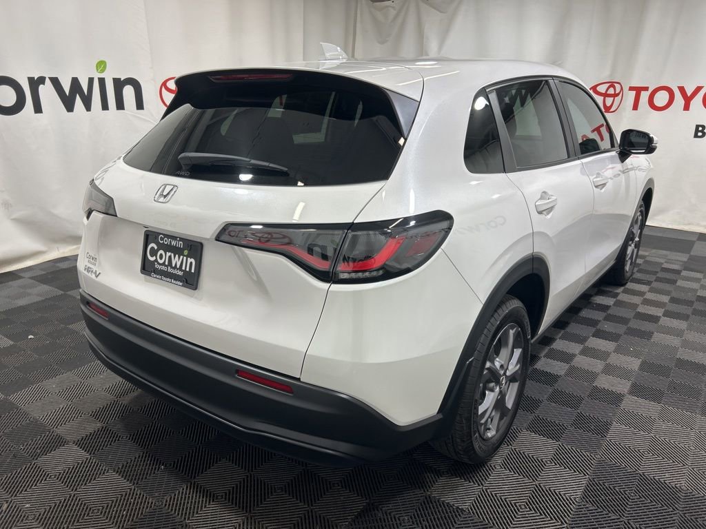 Used 2026 Honda HR-V LX image 8