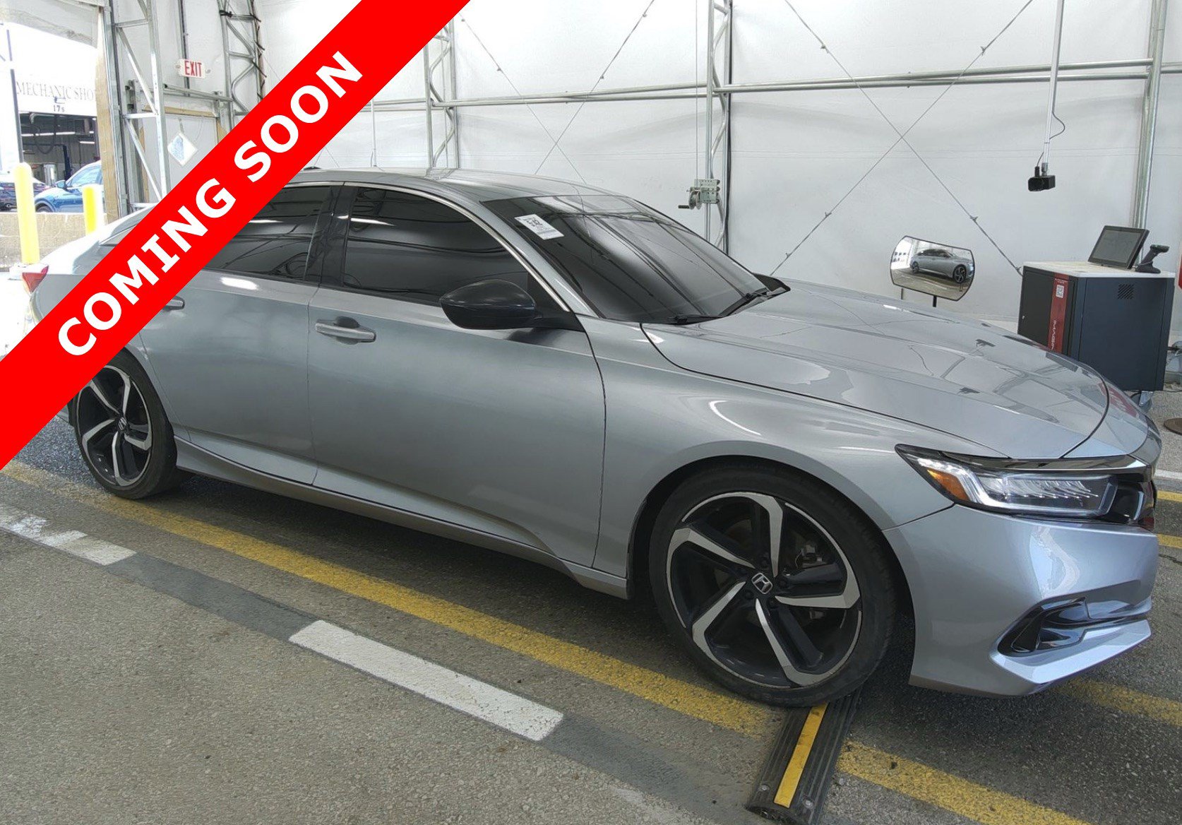 Used 2021 Honda Accord Sport image 3