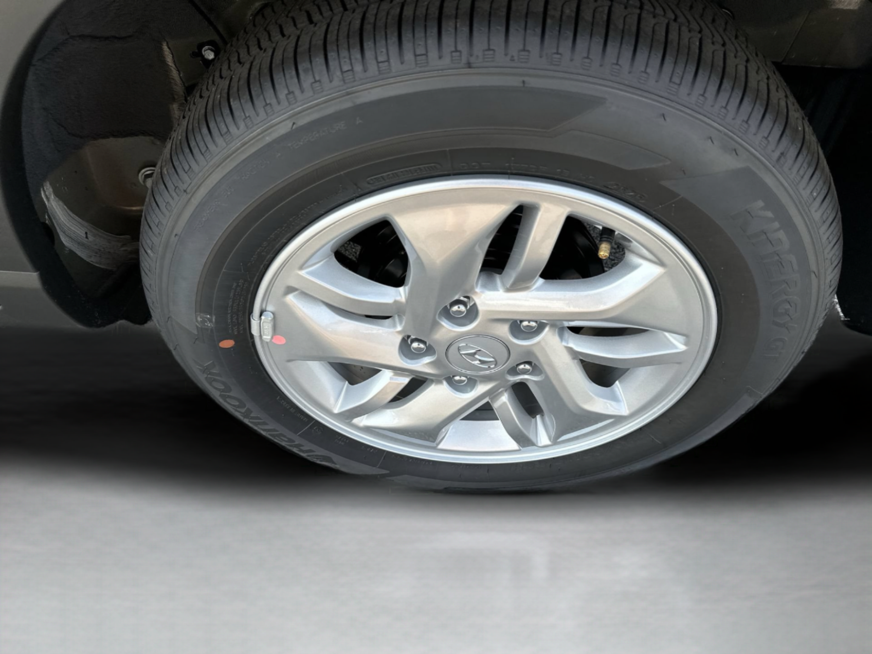 New 2026 Hyundai Venue SE FWD image 29