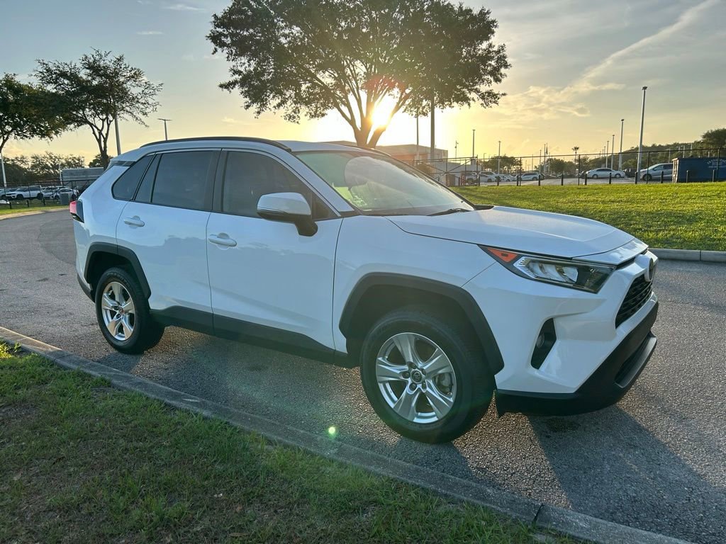 Used 2021 Toyota RAV4 XLE FWD image 8