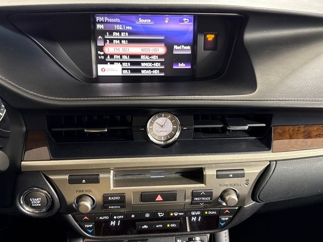 Used 2017 Lexus ES 350 image 16