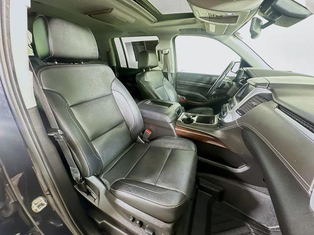 Used 2020 GMC Yukon XL SLT w/ Premium Edition AWD/4WD image 32