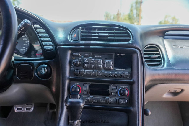 Used 1999 Chevrolet Corvette Coupe w/ Memory Pkg image 58