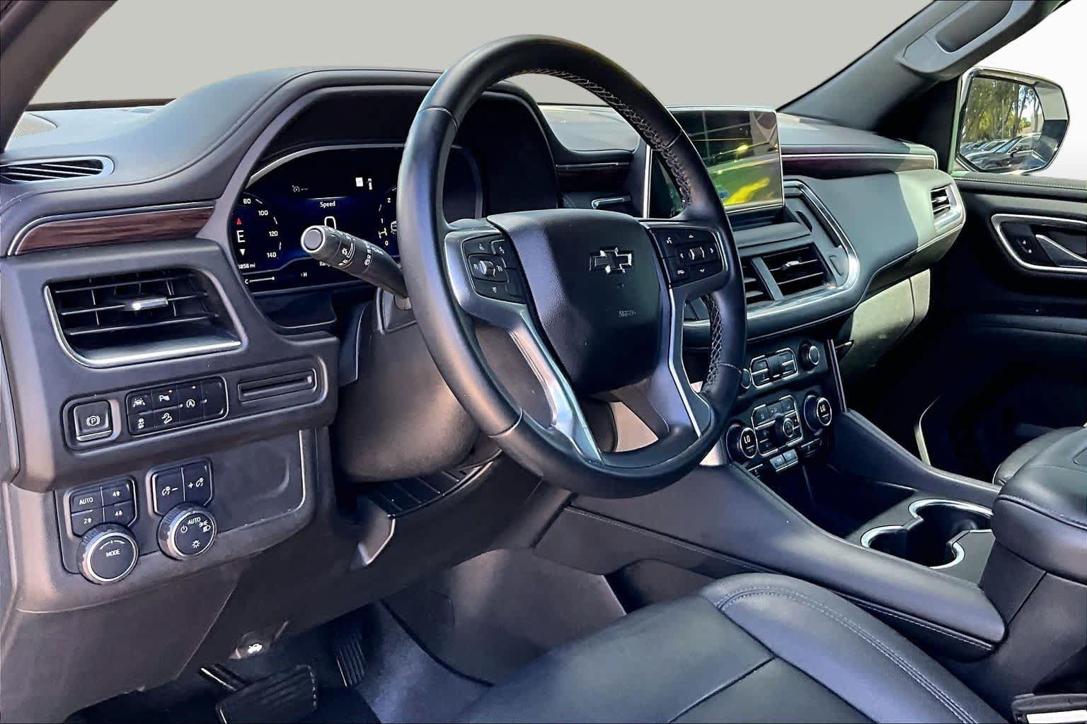 Used 2023 Chevrolet Tahoe Z71 AWD/4WD image 18