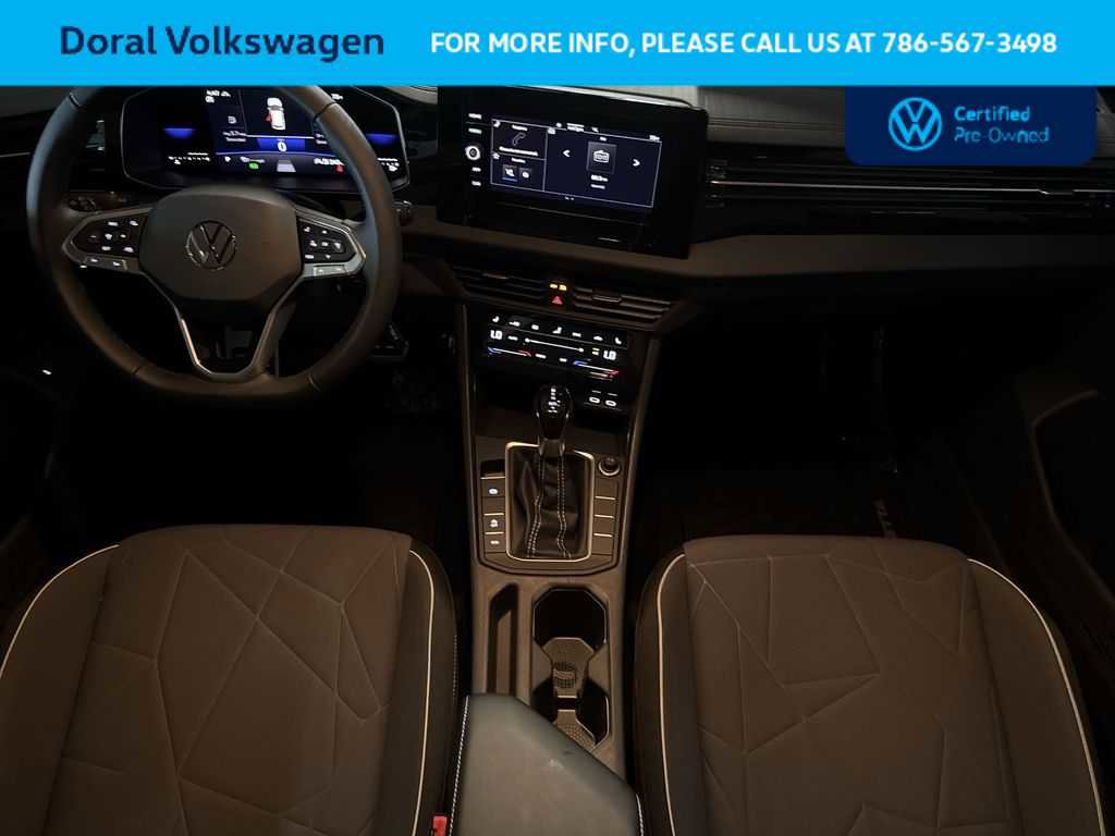 Used 2025 Volkswagen Jetta Sport image 24