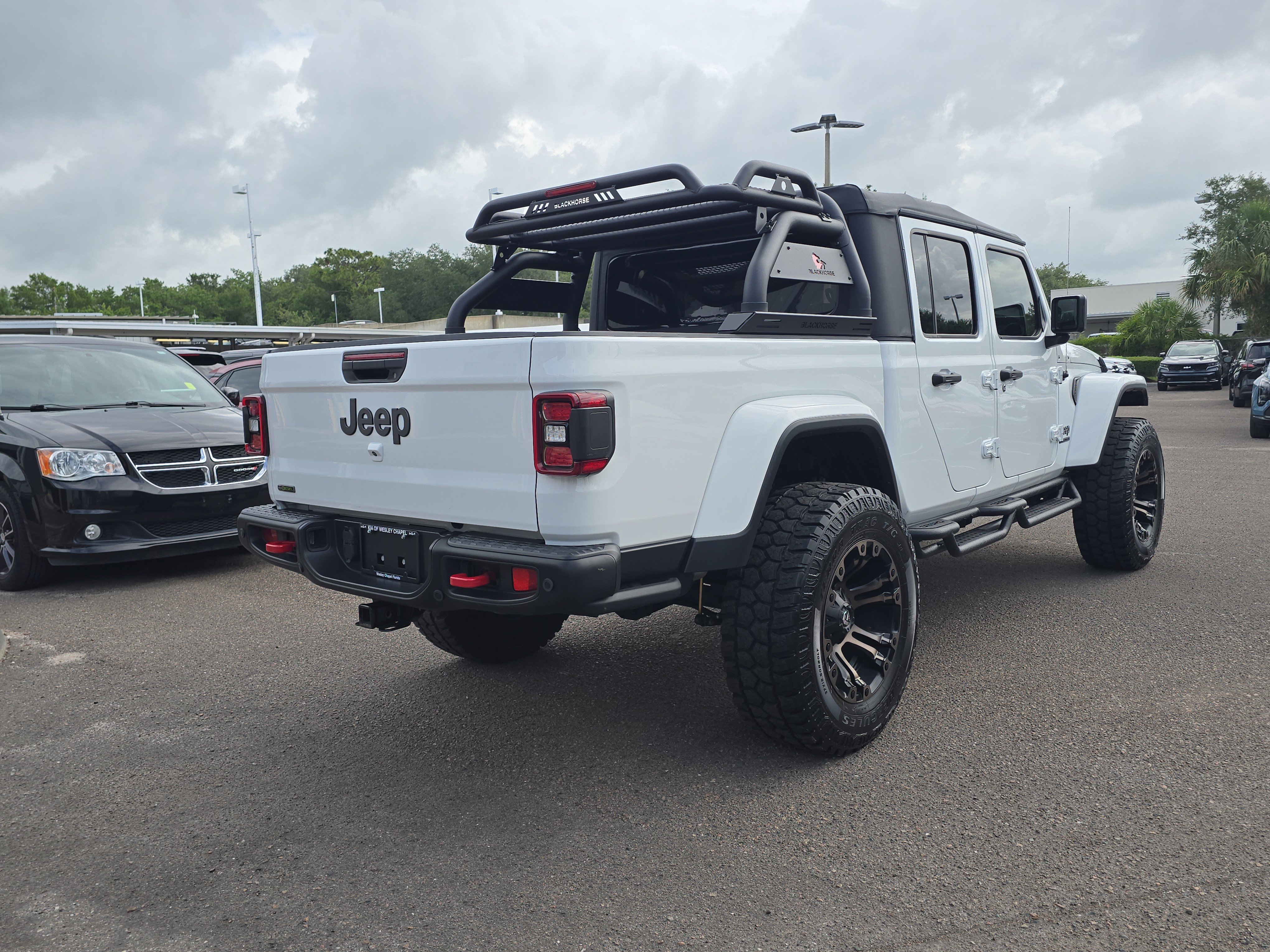 Used 2021 Jeep Gladiator Sport w/ Quick Order Package 26Q 80th AWD/4WD image 8