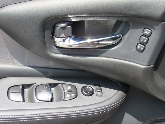 Certified 2024 Nissan Murano SL FWD image 21
