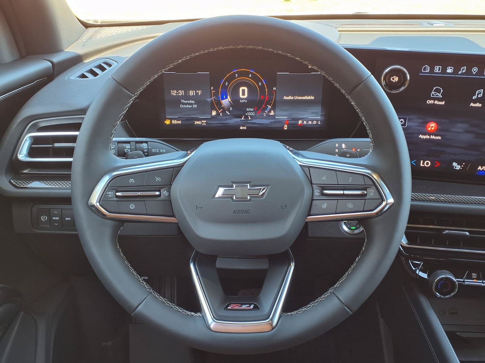 New 2027 Chevrolet Traverse Z71 w/ Driver Confidence Package AWD/4WD image 18