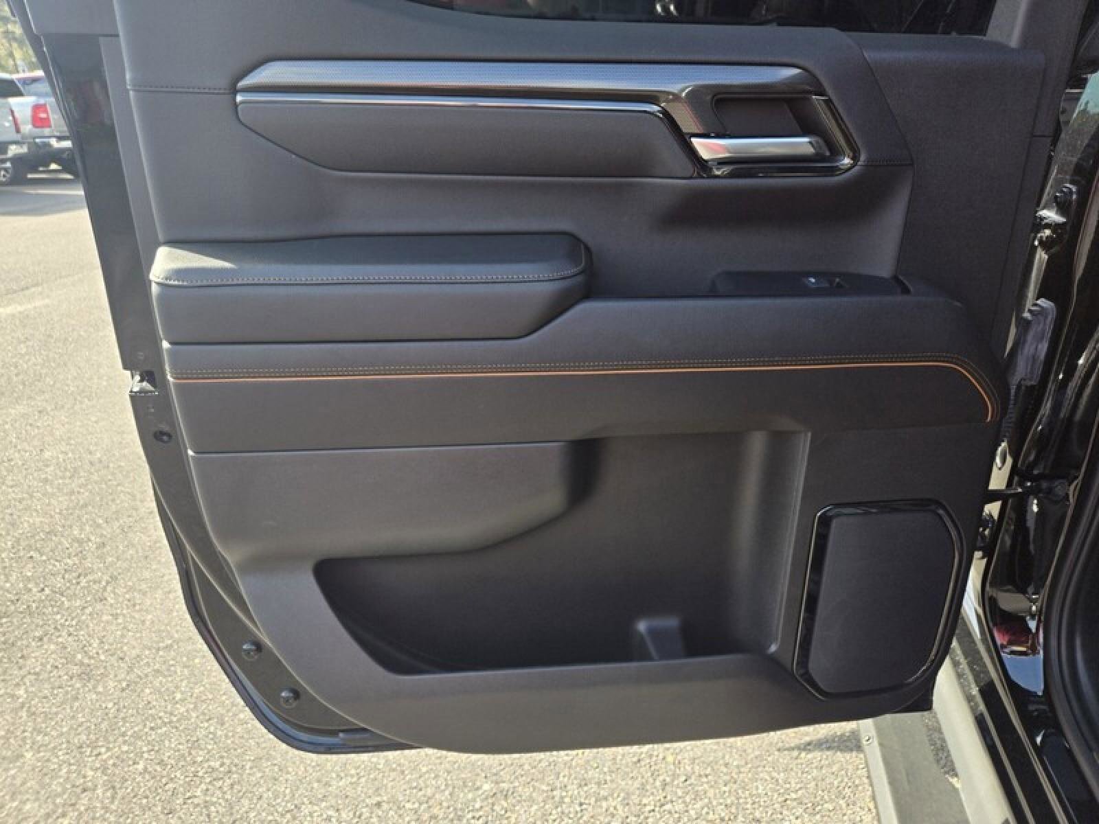 Used 2024 GMC Sierra 1500 AT4 w/ Technology Package AWD/4WD image 26