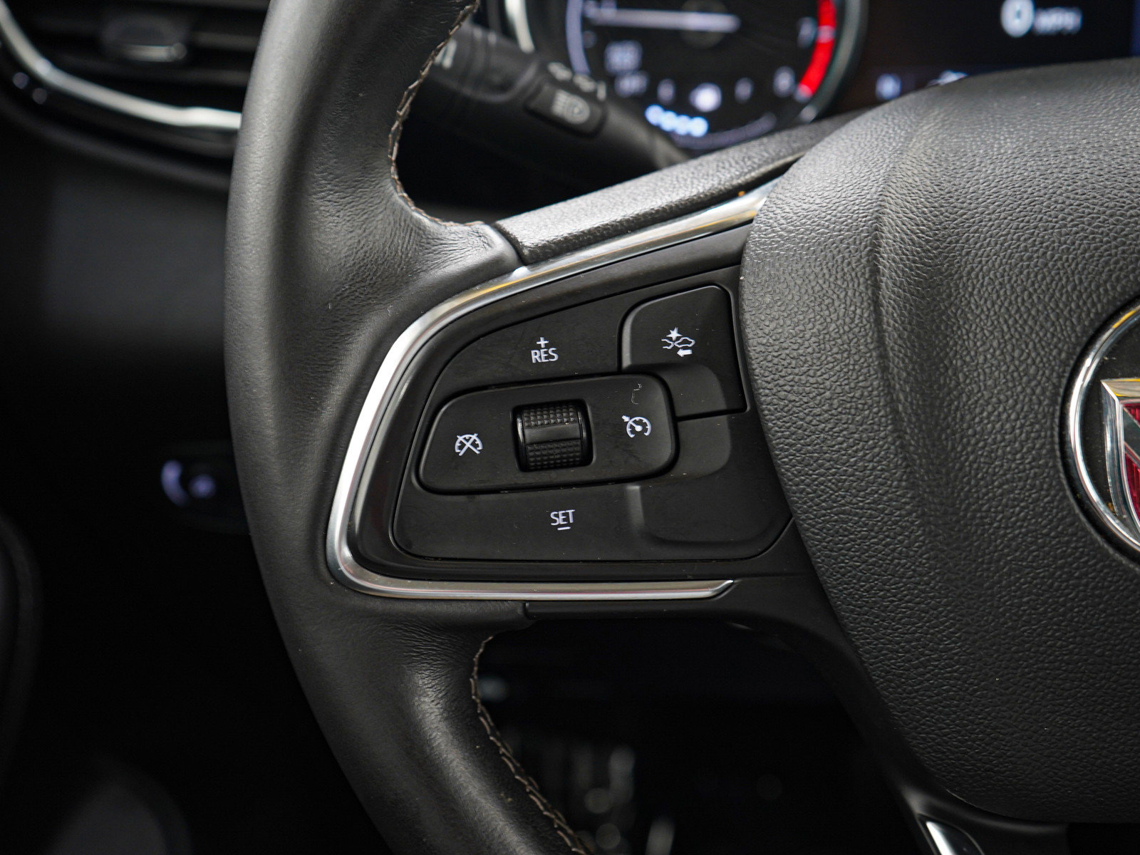 Used 2020 Buick Encore GX Preferred w/ Cold Weather Comfort Package image 24