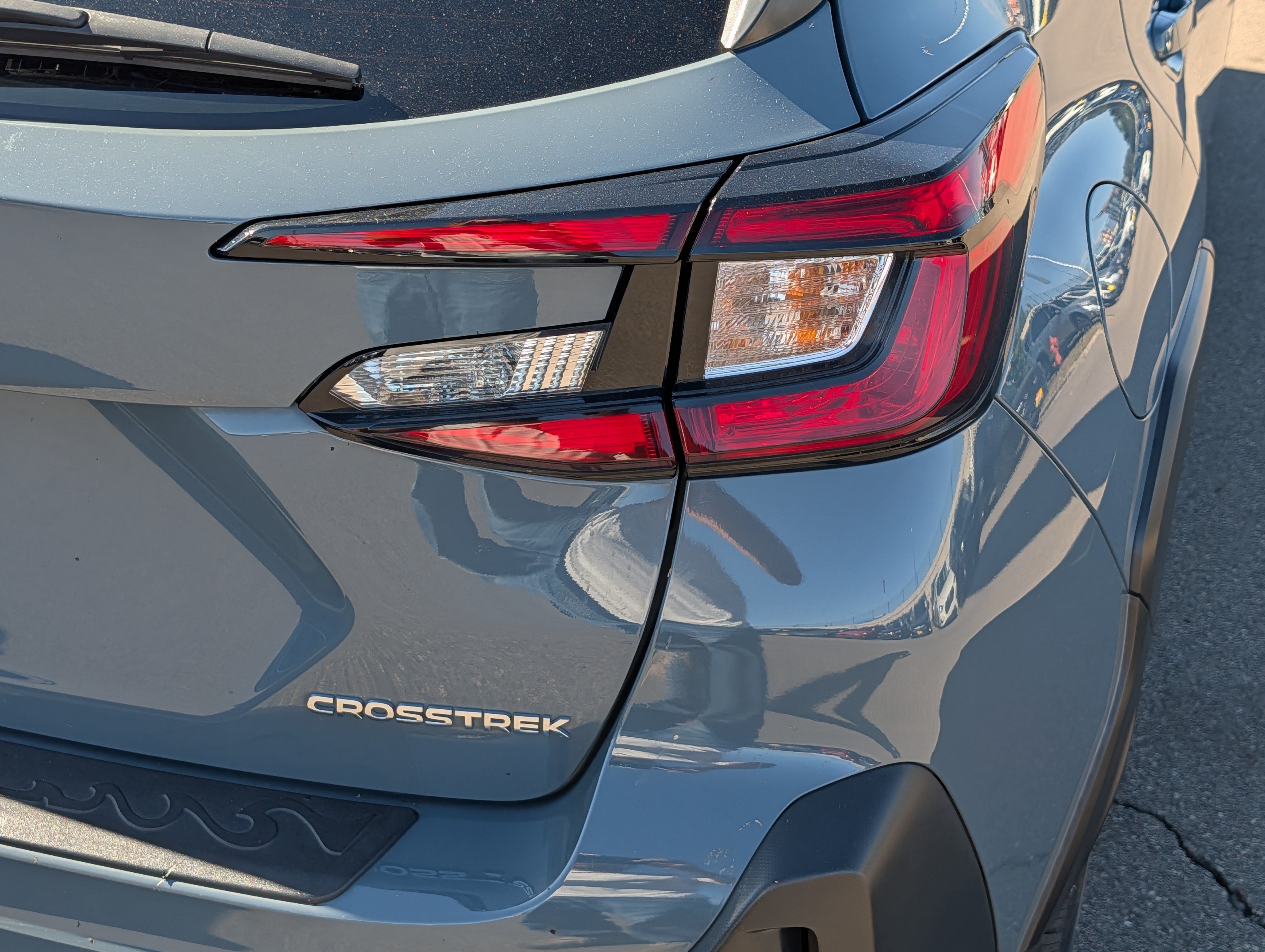 Used 2024 Subaru Crosstrek 2.0i Premium AWD/4WD image 17