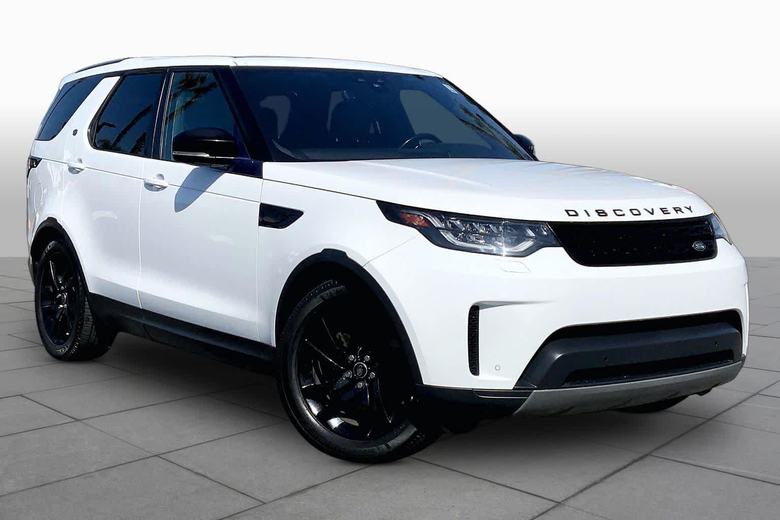 Used 2018 Land Rover Discovery SE AWD/4WD image 2