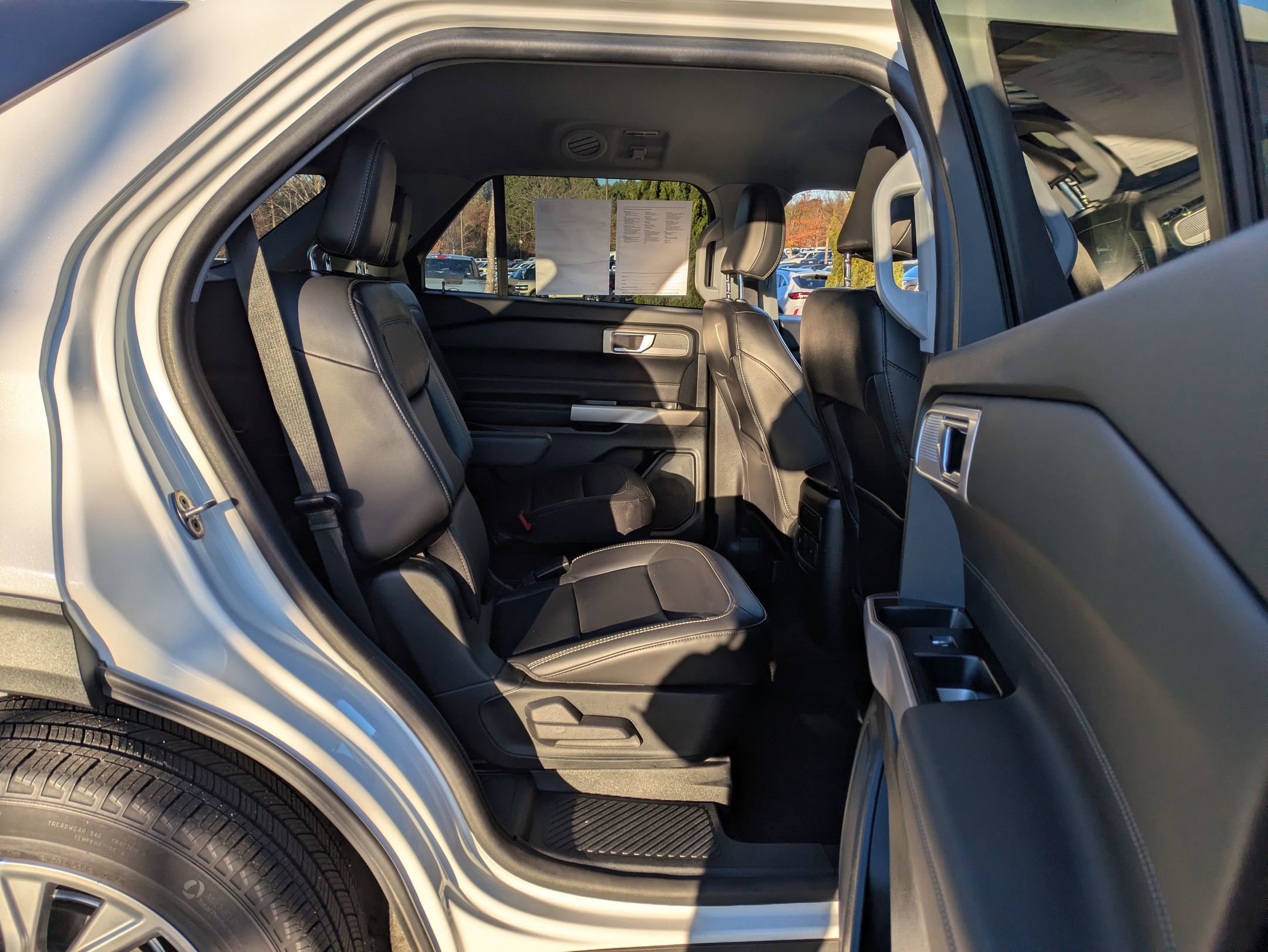 Certified 2023 Ford Explorer XLT w/ Equipment Group 202A image 39