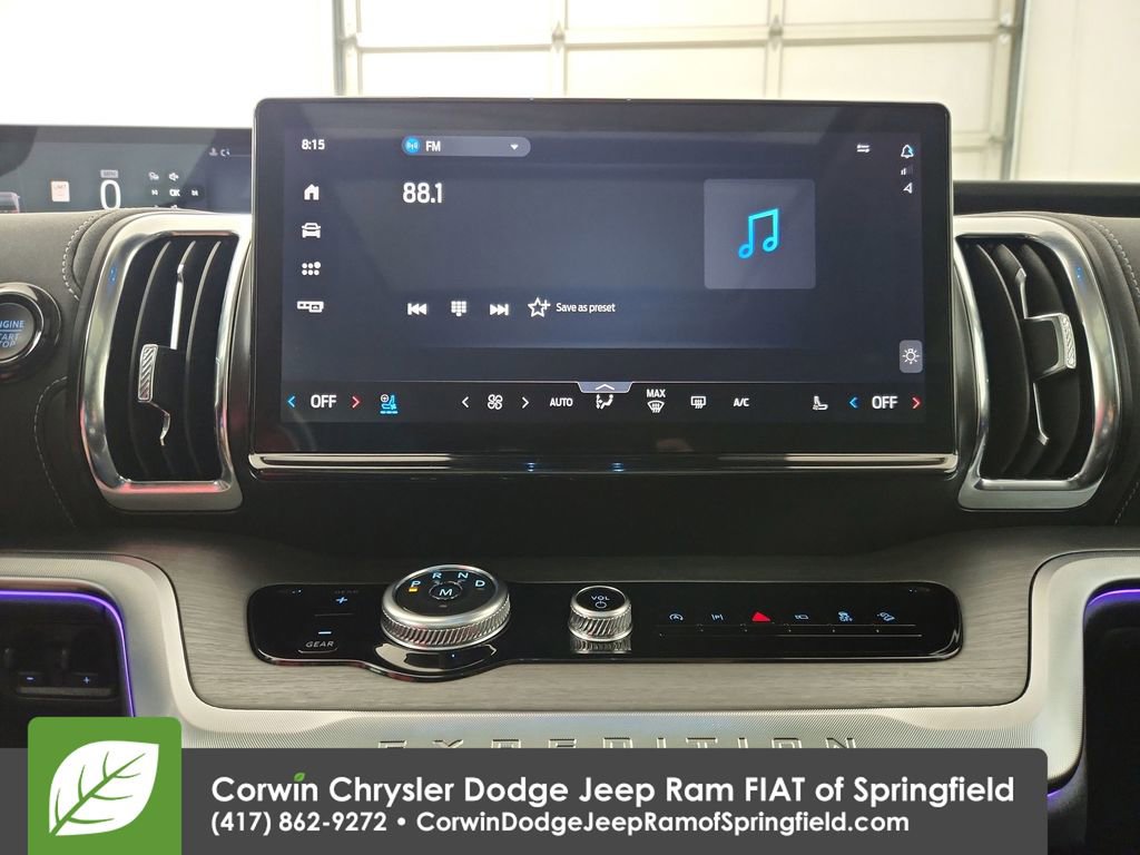 Used 2025 Ford Expedition Platinum w/ Driver's Package image 23