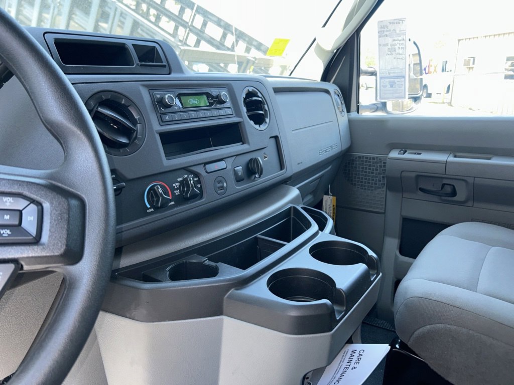 New 2024 Ford E-450 and Econoline 450 Super Duty w/ Power Windows & Locks Group image 26