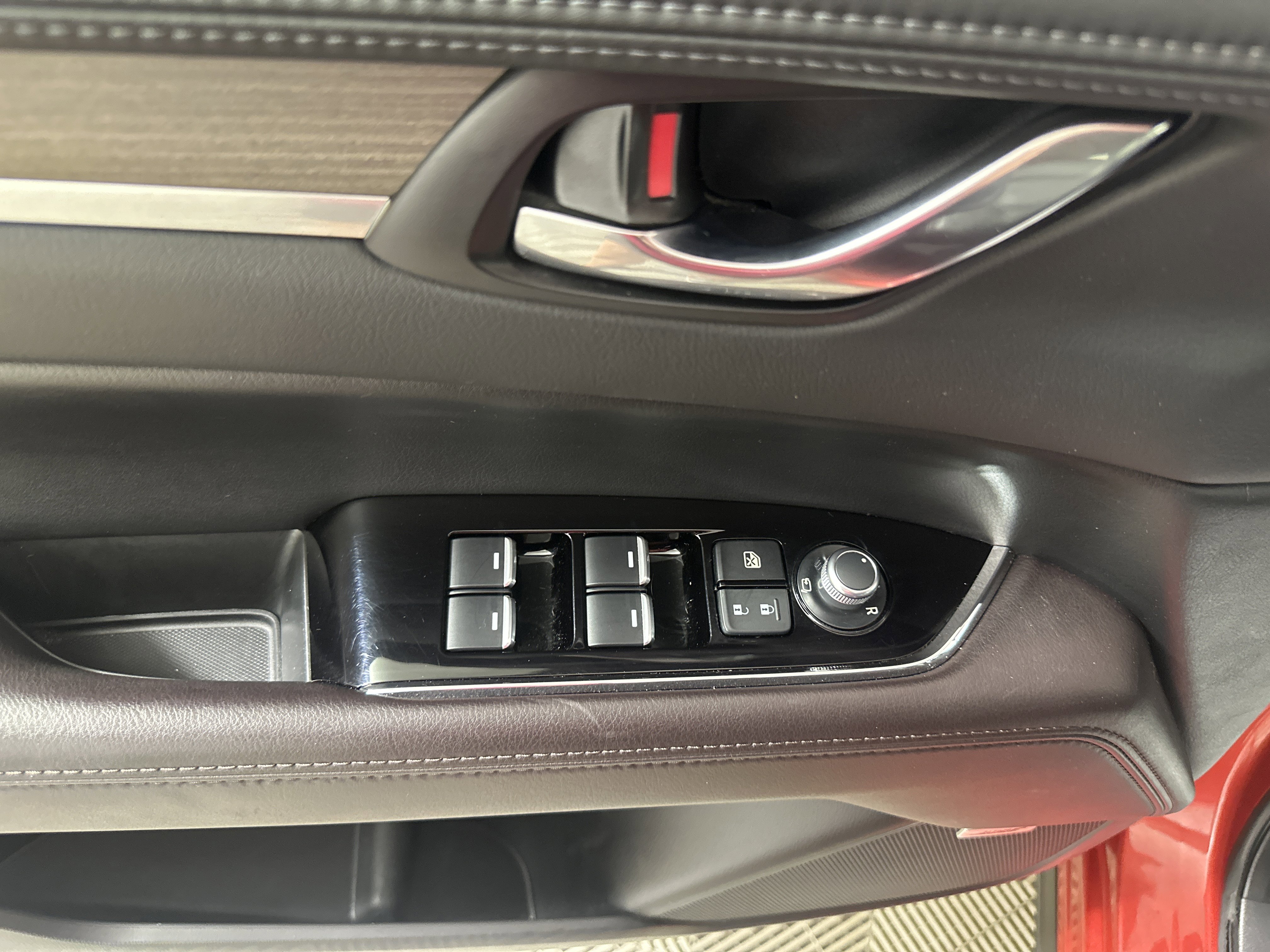 Used 2021 MAZDA CX-5 Signature image 11