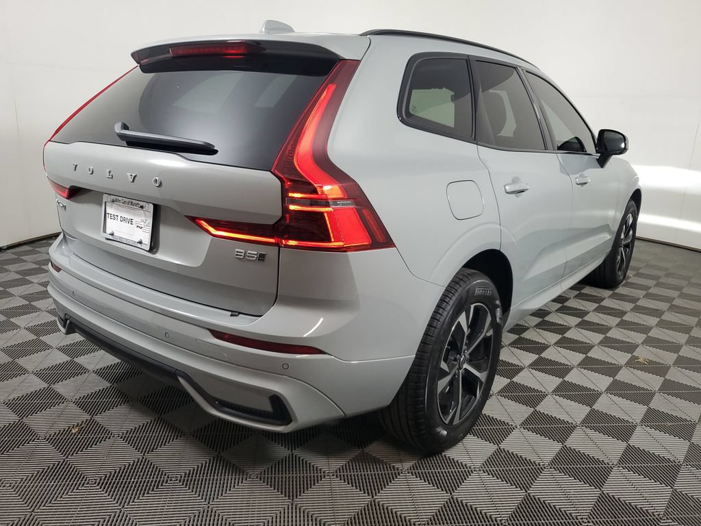 Certified 2026 Volvo XC60 B5 Core AWD/4WD image 8
