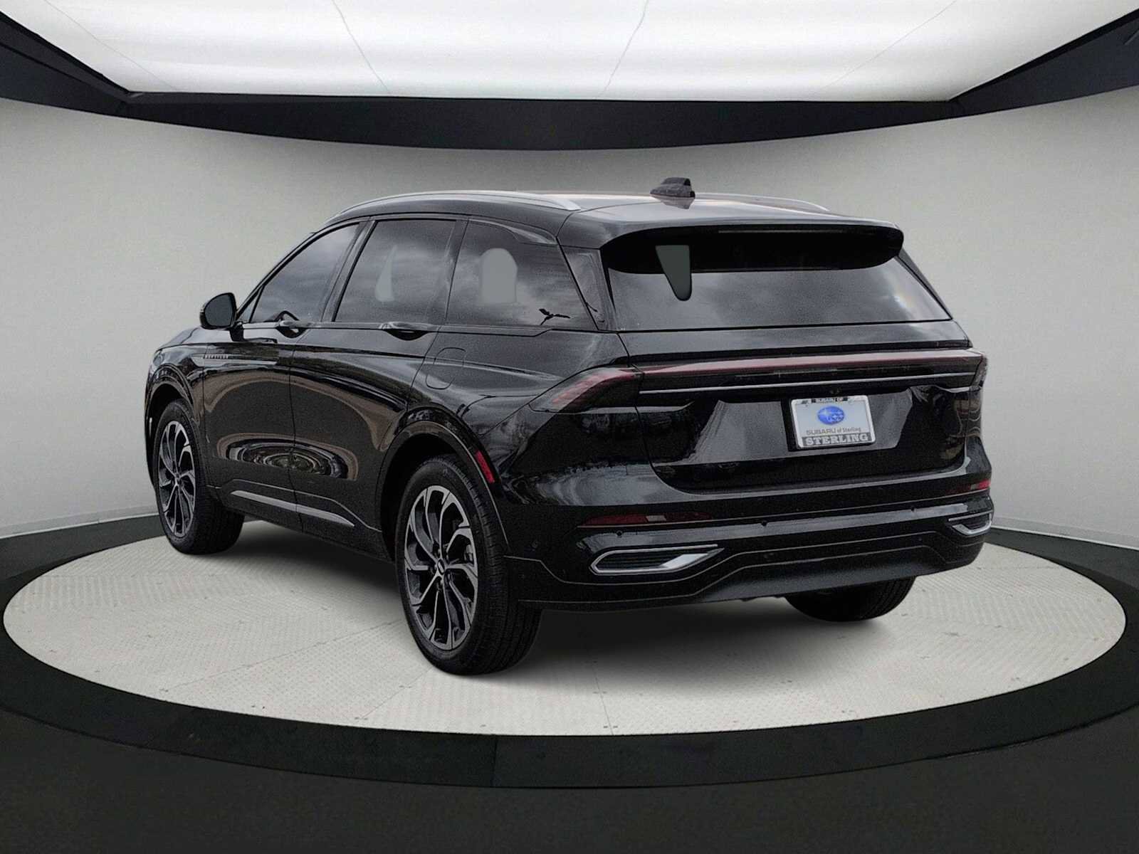 Used 2024 Lincoln Nautilus Reserve image 6