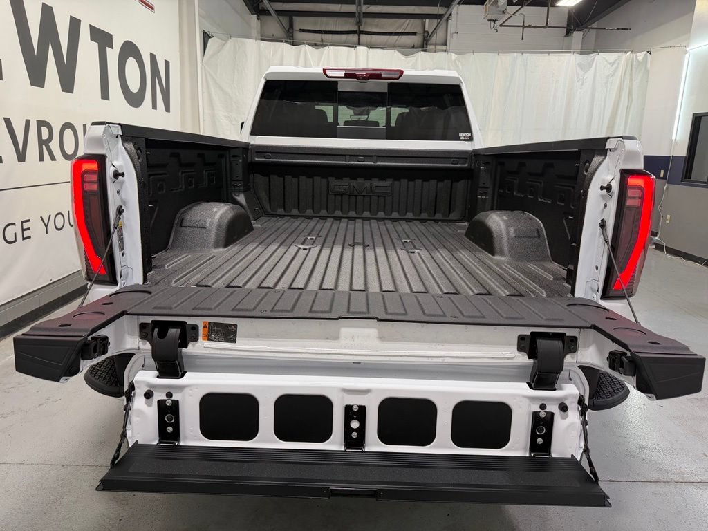New 2026 GMC Sierra 2500 AT4 w/ AT4 Premium Plus Package AWD/4WD image 34