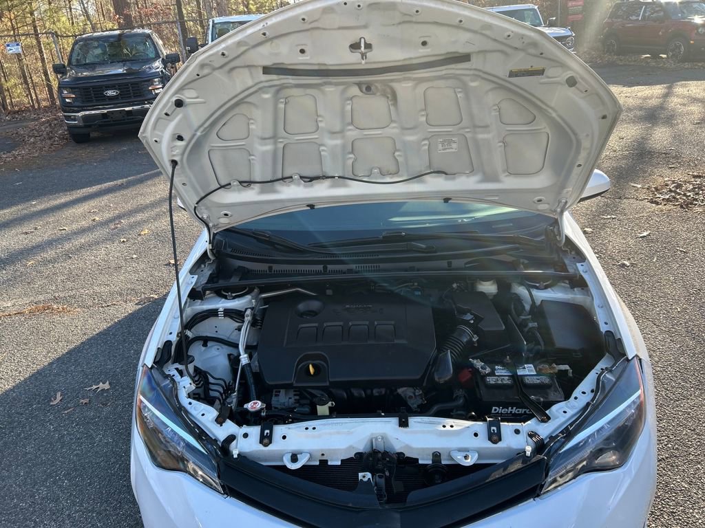 Used 2019 Toyota Corolla LE image 12