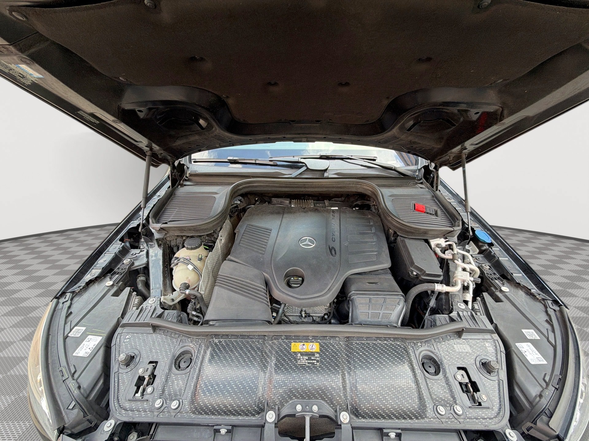 Used 2020 Mercedes-Benz GLS 450 4MATIC image 18