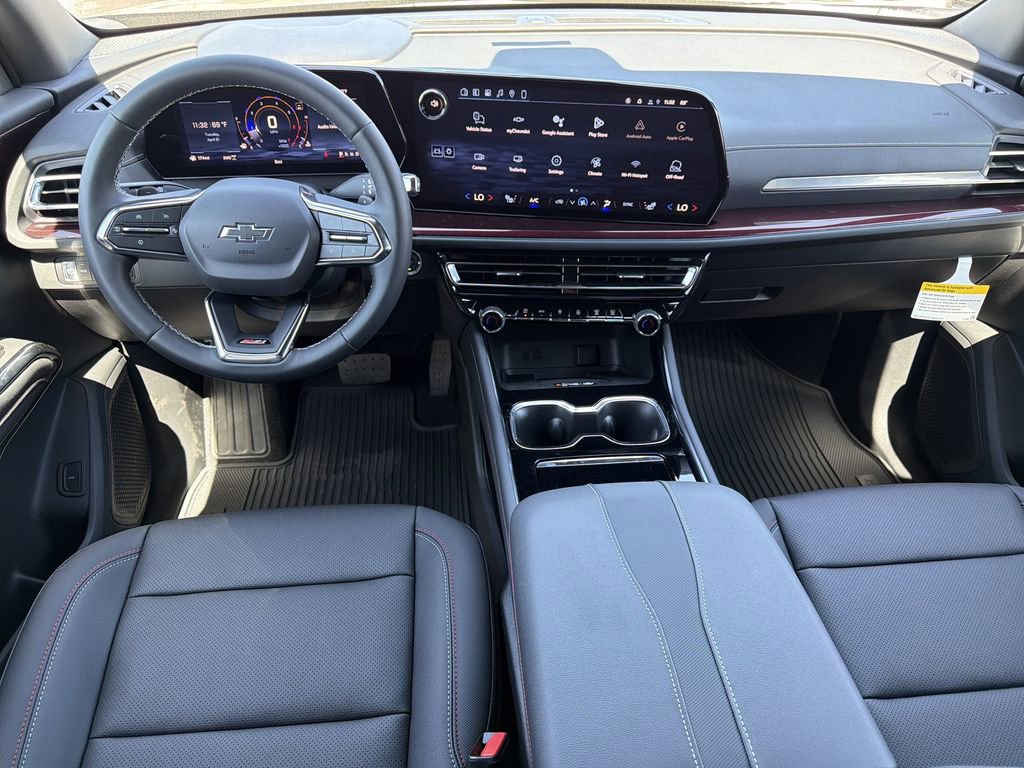 New 2026 Chevrolet Traverse Z71 w/ Driver Confidence Package AWD/4WD image 2