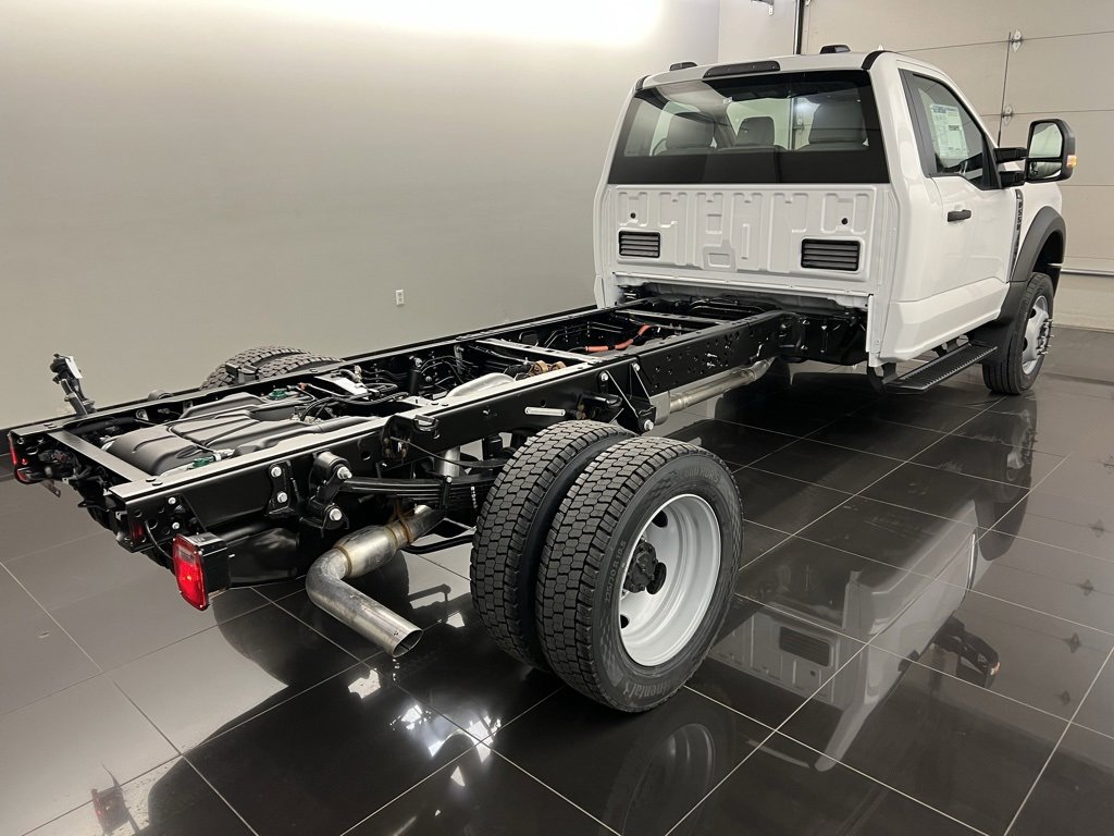 New 2025 Ford F550 XL w/ XL Chrome Package image 6
