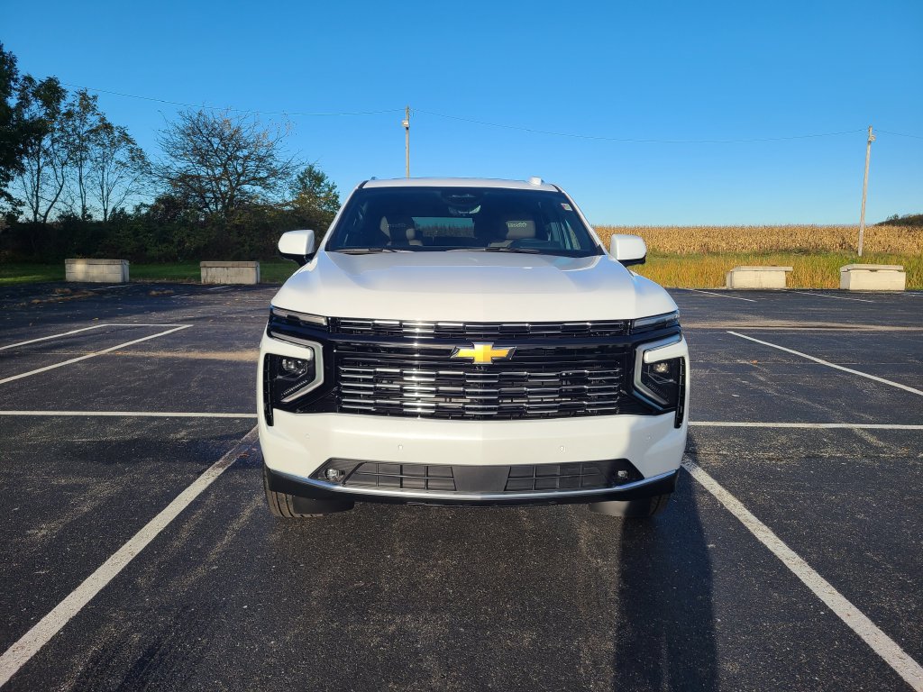 New 2027 Chevrolet Tahoe High Country AWD/4WD image 2