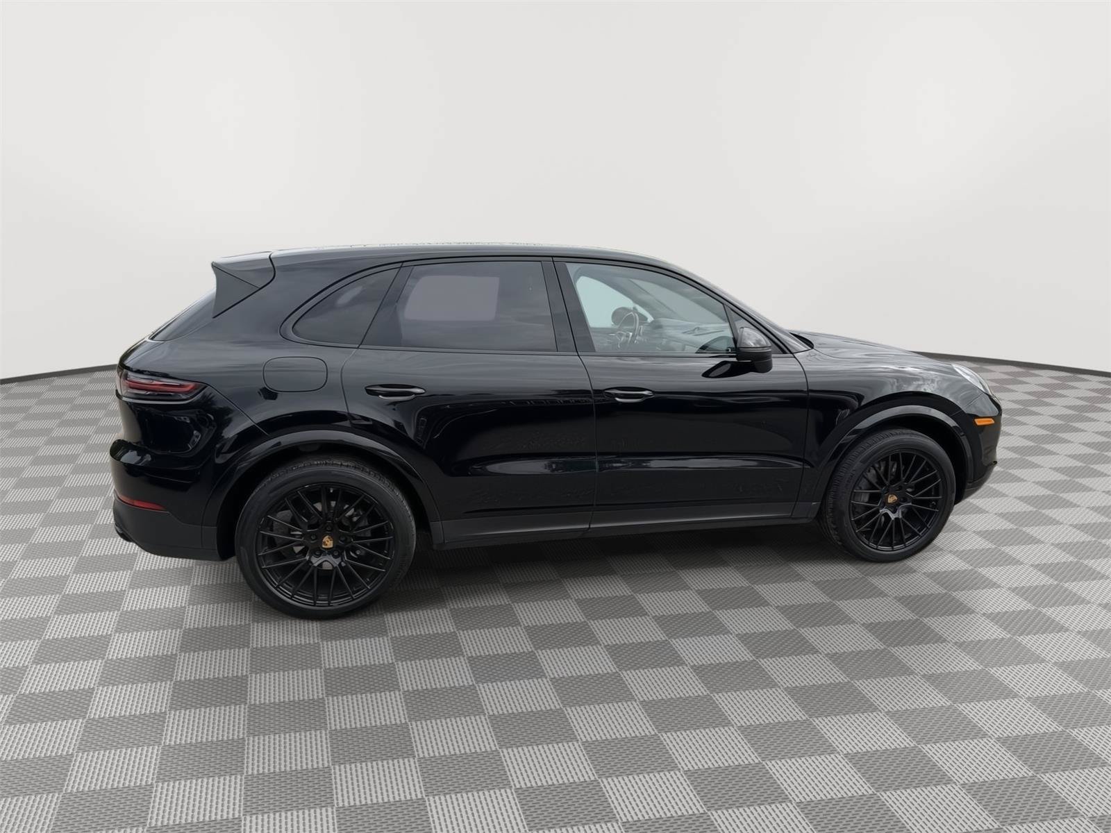 Used 2021 Porsche Cayenne S AWD/4WD image 9
