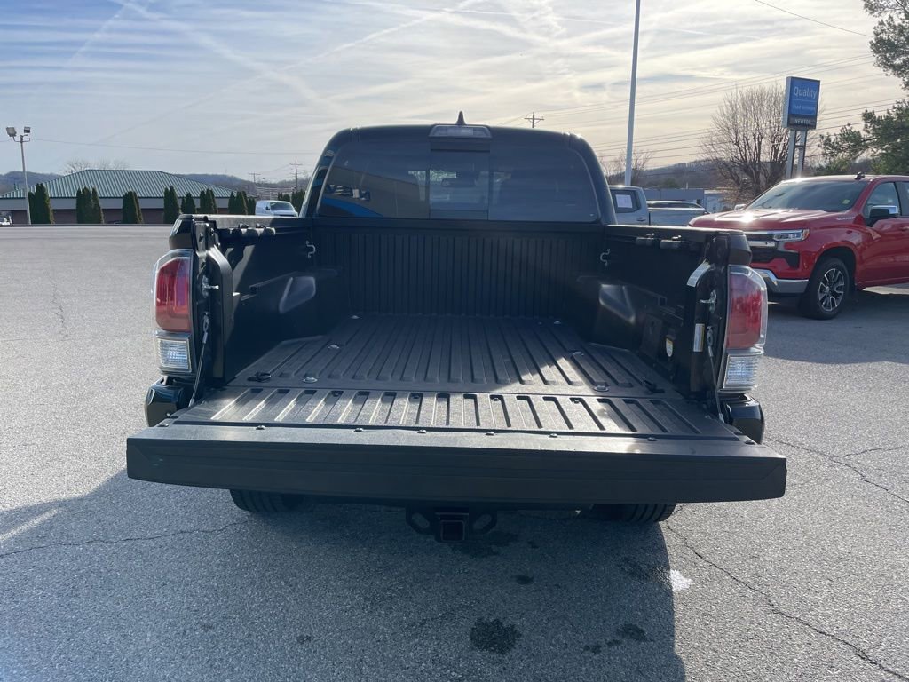 Used 2021 Toyota Tacoma TRD Sport w/ Technology Package image 45