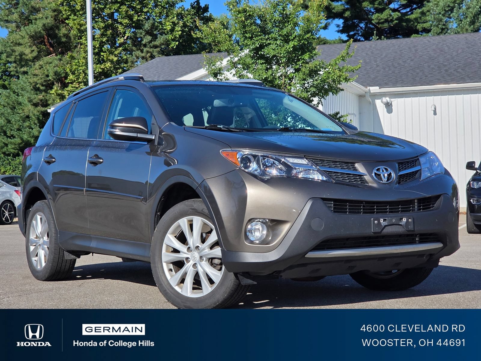 Used 2015 Toyota RAV4 Limited AWD/4WD image 6
