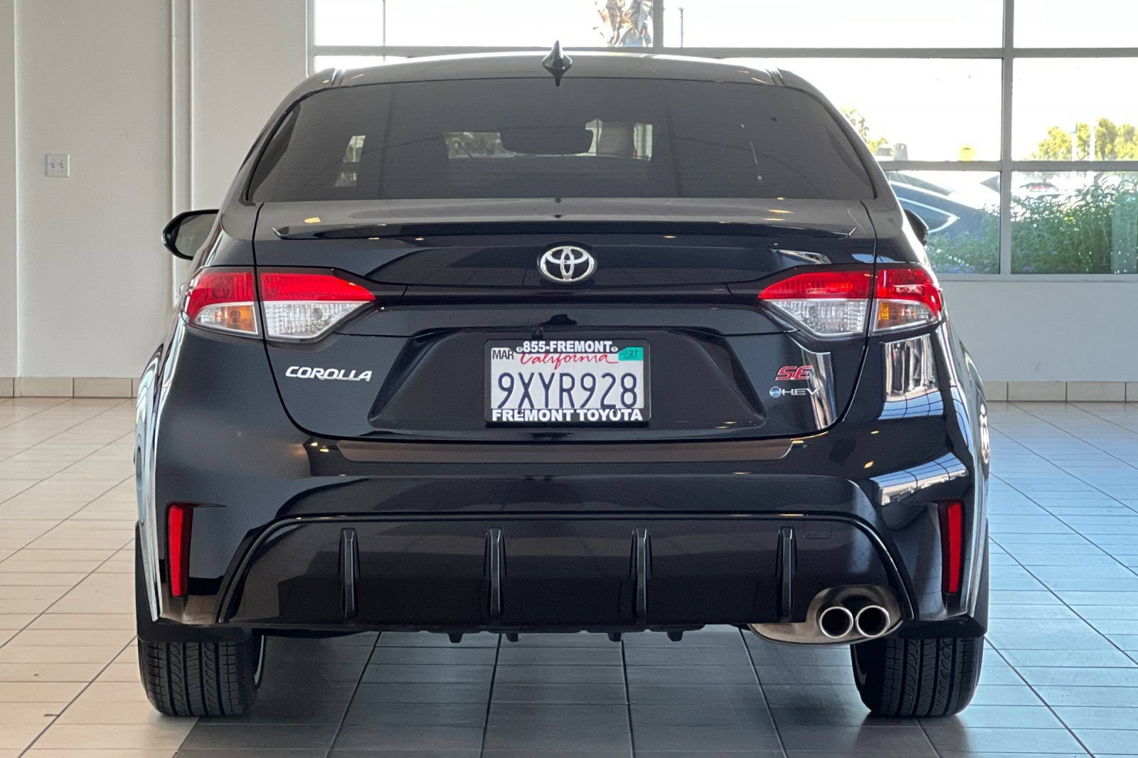 Certified 2026 Toyota Corolla SE w/ SE Premium Package FWD image 5