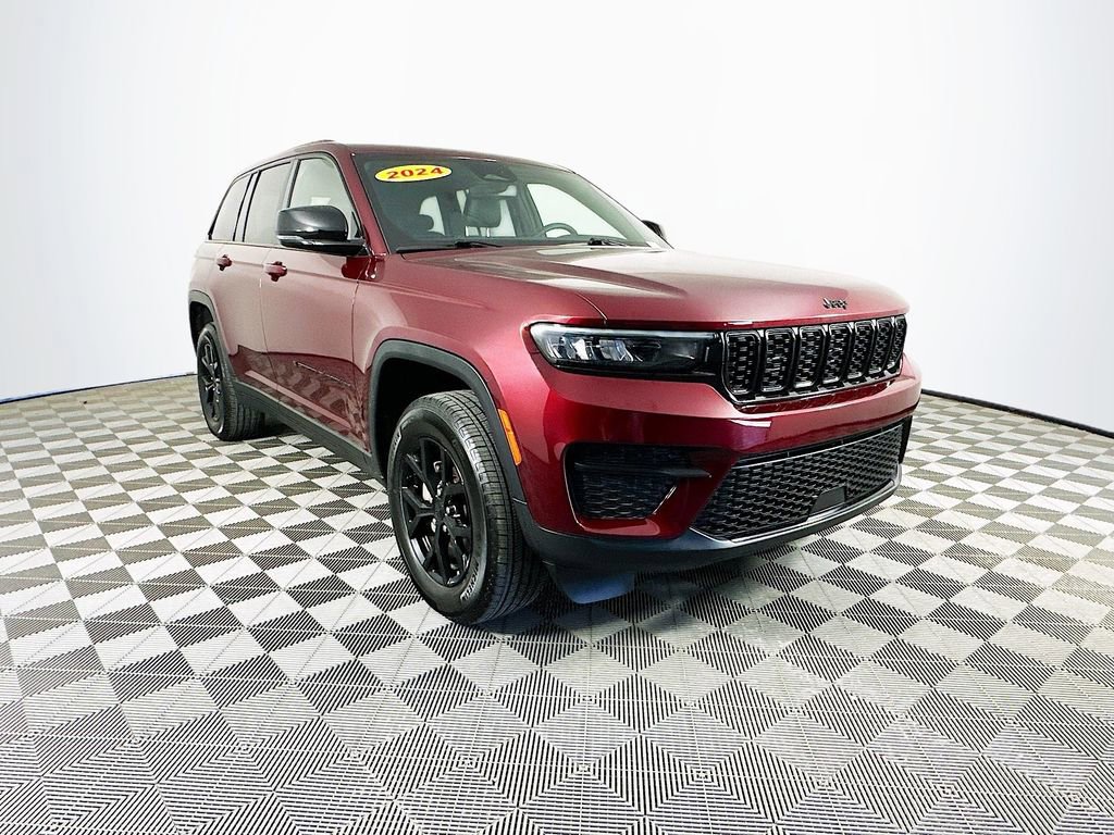 Certified 2024 Jeep Grand Cherokee Altitude image 2