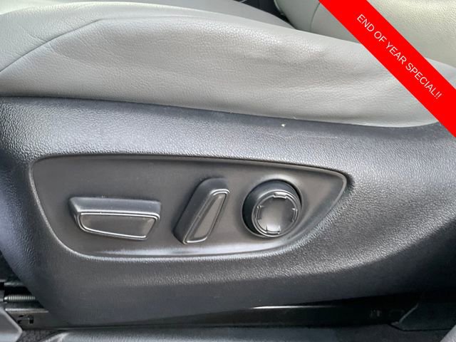 Used 2022 Toyota Sienna XLE image 11