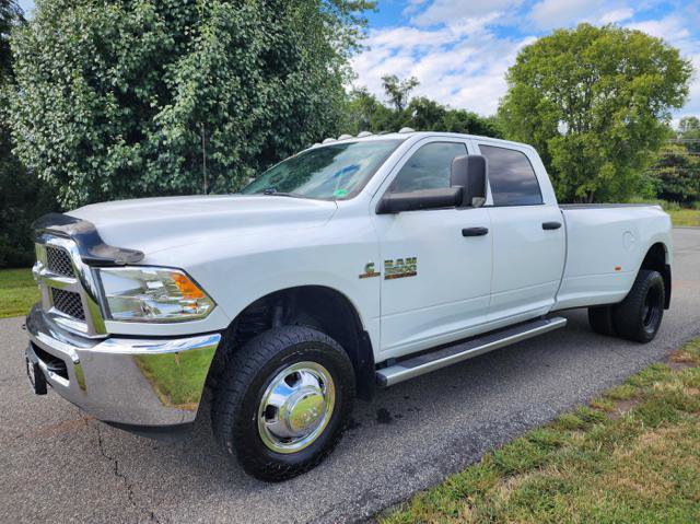 Used 2018 RAM 3500 Tradesman w/ Chrome Appearance Group image 2