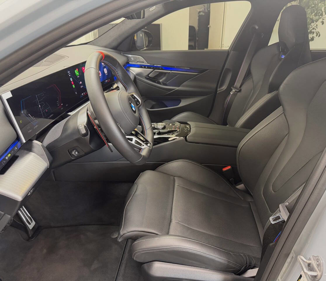 Used 2026 BMW M5 Touring image 45